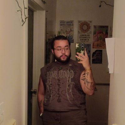 perryminajgaga1's tweet photo. Bro 😭🤚 https://t.co/ebZlfqI4kt