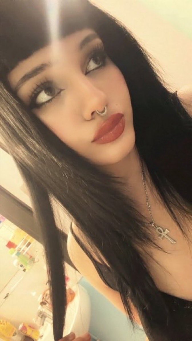 GoddessLka00's tweet photo. Il est l'heure de raquer les chiennes
#moneyslave #paypig #moneymiss #soumis #domina https://t.co/0gDzmXxfiY