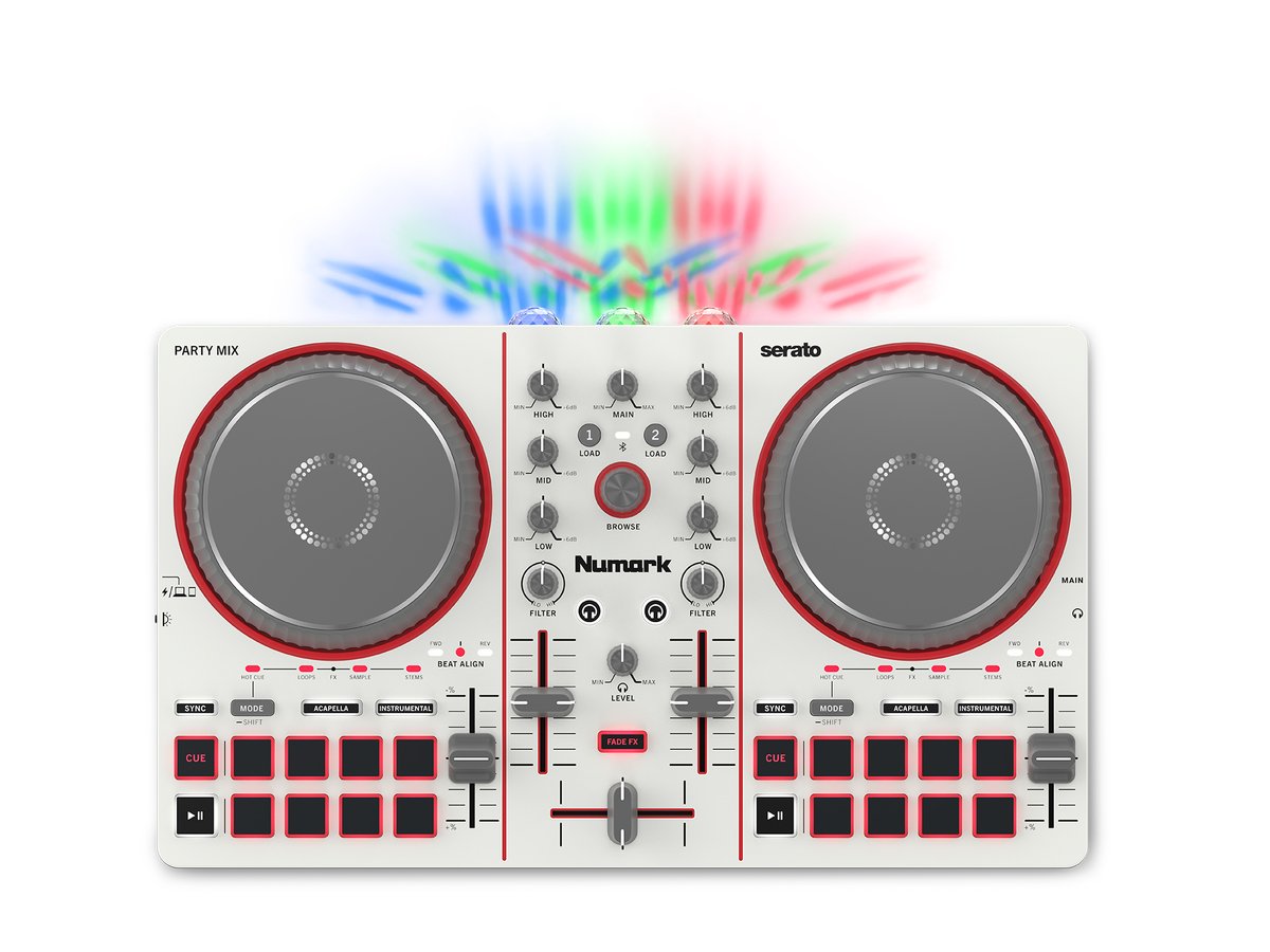 Numark_JP's tweet photo. 新製品「Party Mix III Cream」&amp; 「MixTrack Go Cream」本日リリース&amp;発売開始🚀

カラーバリエーションとしてクリームカラーが登場🍦

専用のStemコントロール、フェーダーFX搭載🎚️
Algoriddim djayが無償で付属しBluetooth MIDIによりiOS/Androidデバイスとワイヤレスで接続🆕

#DJコントローラー https://t.co/SqKBKFRj2q