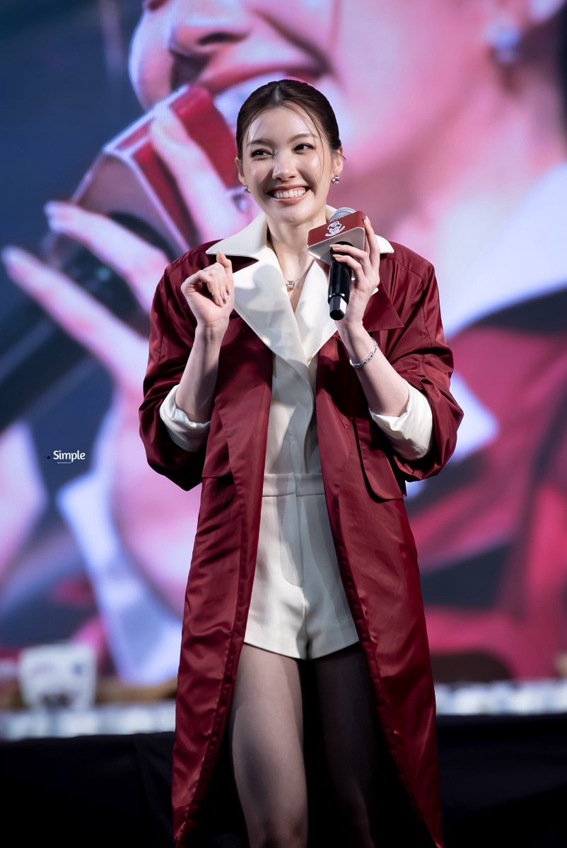 69__Simple's tweet photo. ดีฮะ 

#OrmKornnaphat https://t.co/GS0g60kyIF