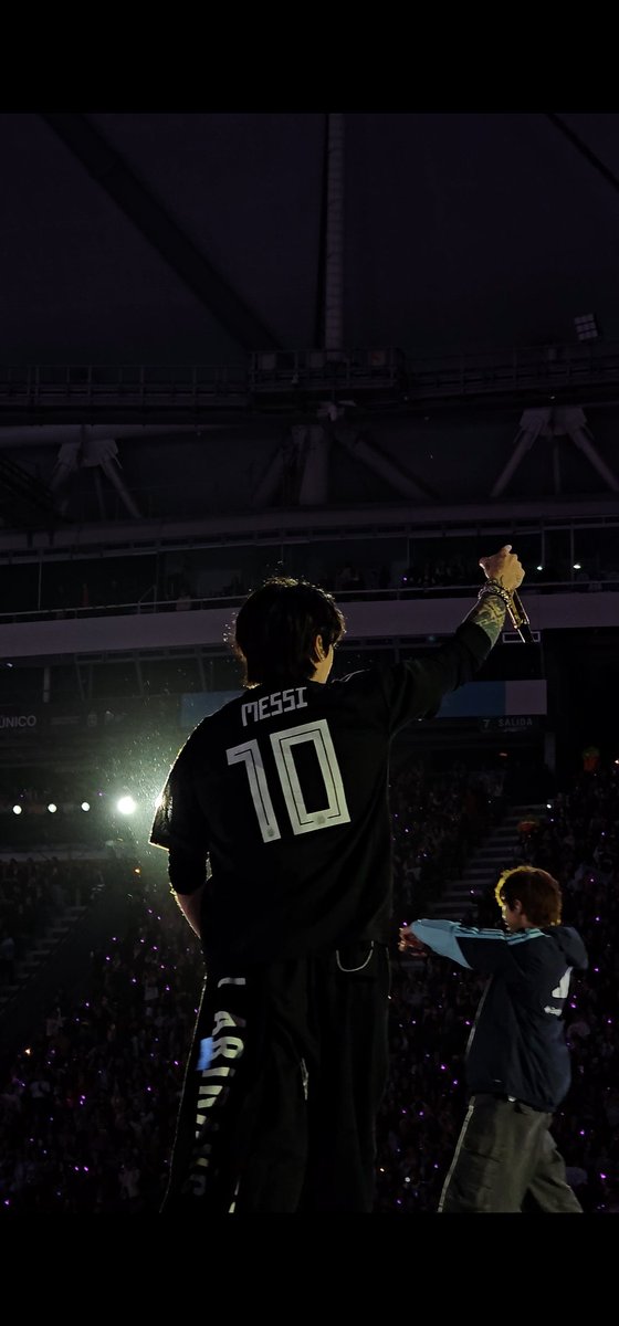 96dlibyh_'s tweet photo. jungkook by me <3 https://t.co/m6m9BB24Nh