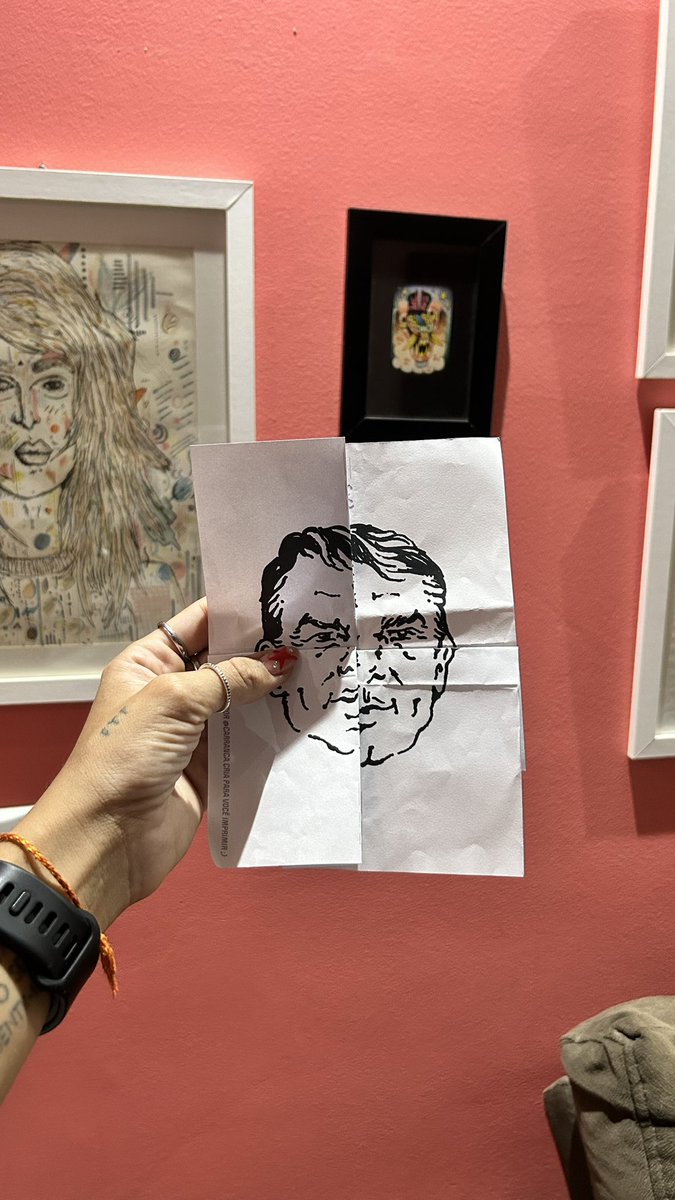 bihdenizot's tweet photo. tava organizando minhas coisinhas do segundo turno e achei esse material de rua “edição de colecionador” pra quem é de bh https://t.co/Mdx6g5r3ss