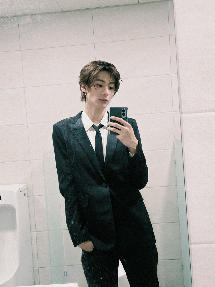 anton_fanbasejp's tweet photo. Daily Brand Reputation  
アントンのブランド評価をあげましょう！#Anton 🦕

Goals : 50 RT &amp; Reply   

라이즈 앤톤 베스트 막내 
라이즈 앤톤 패션 스타 
라이즈 앤톤 스위트 허니 보이스 
라이즈 앤톤 퍼펙트 보이 
라이즈 앤톤 최고다 

 #RIIZE #ANTON #앤톤 #アントン https://t.co/fSlwMrCYie