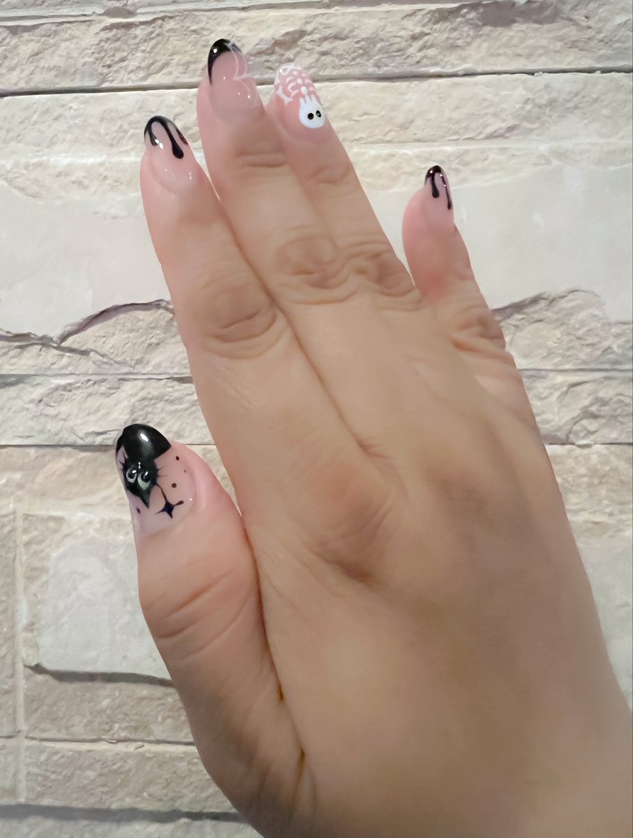 Tale_mf's tweet photo. @_moonvzqq Muy halloweenescas jajaja 🤭🫣😅 https://t.co/bxDTzGlS2g