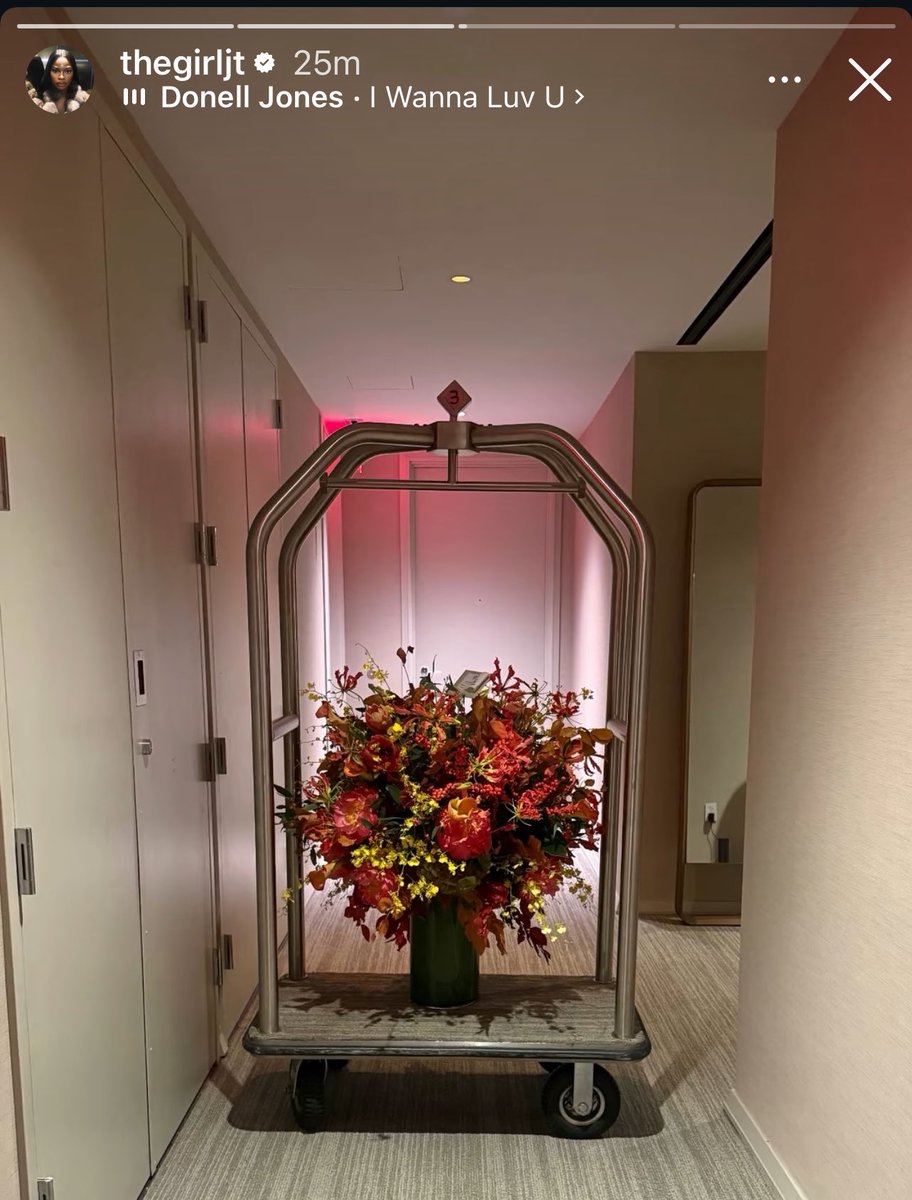 JTeaSupremacy's tweet photo. JT was welcomed home by Lil Uzi with flowers.

"I love you Mommy 
- Daddy" https://t.co/jKpICnaCZw