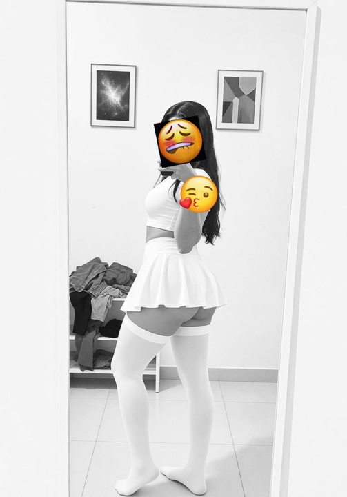mefadq's tweet photo. Probando disfraz de halloween, para la cogidota q se viene :3 https://t.co/yeLppAyyek