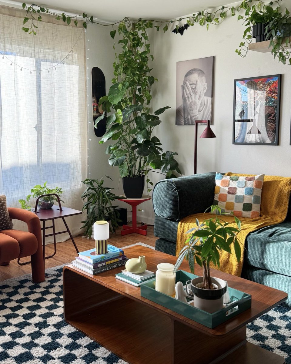 softspacess's tweet photo. a little reminder that you don't have to keep your space the same forever. move the furniture, switch things up, find new things to love! https://t.co/dUiVhuBqUM