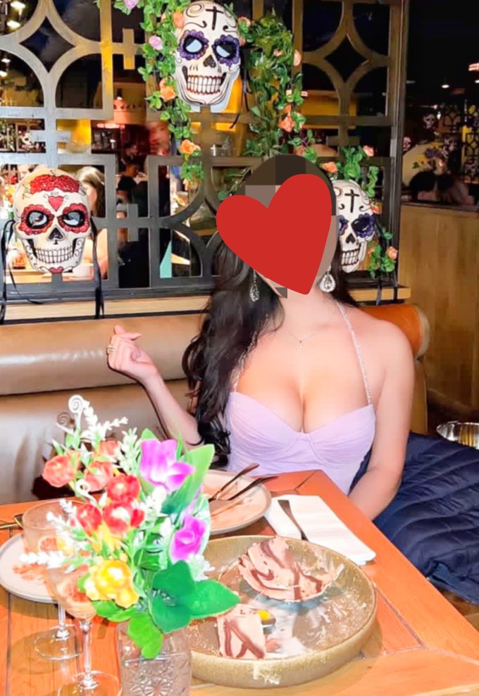 Princess26Tweet's tweet photo. POV 1st date conversation:

Him: So, what is your favourite hobby, Katie?

Me: Wearing pretty dresses with heels and kicking men's balls until their testicles are ruptured and their bloodline is destroyed.

Him:...

-----+++++----

DM me if you want to take me out on a date 🌹💕 https://t.co/RJwiQetCWj
