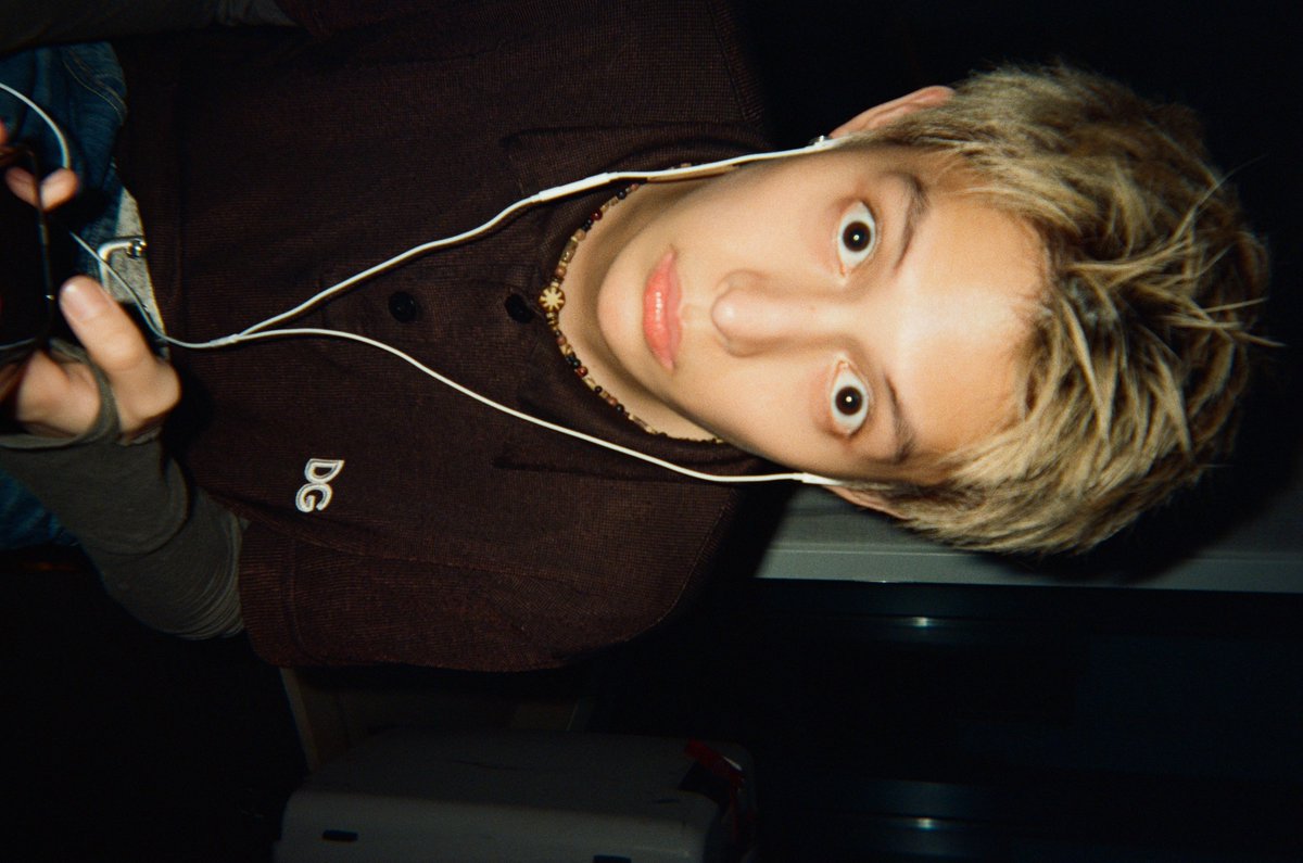 zhaoyufancokr's tweet photo. [261027] #JAMES #제임스 Instagram Update

“tour days on film🎞️” https://t.co/PLN1DVDnow
