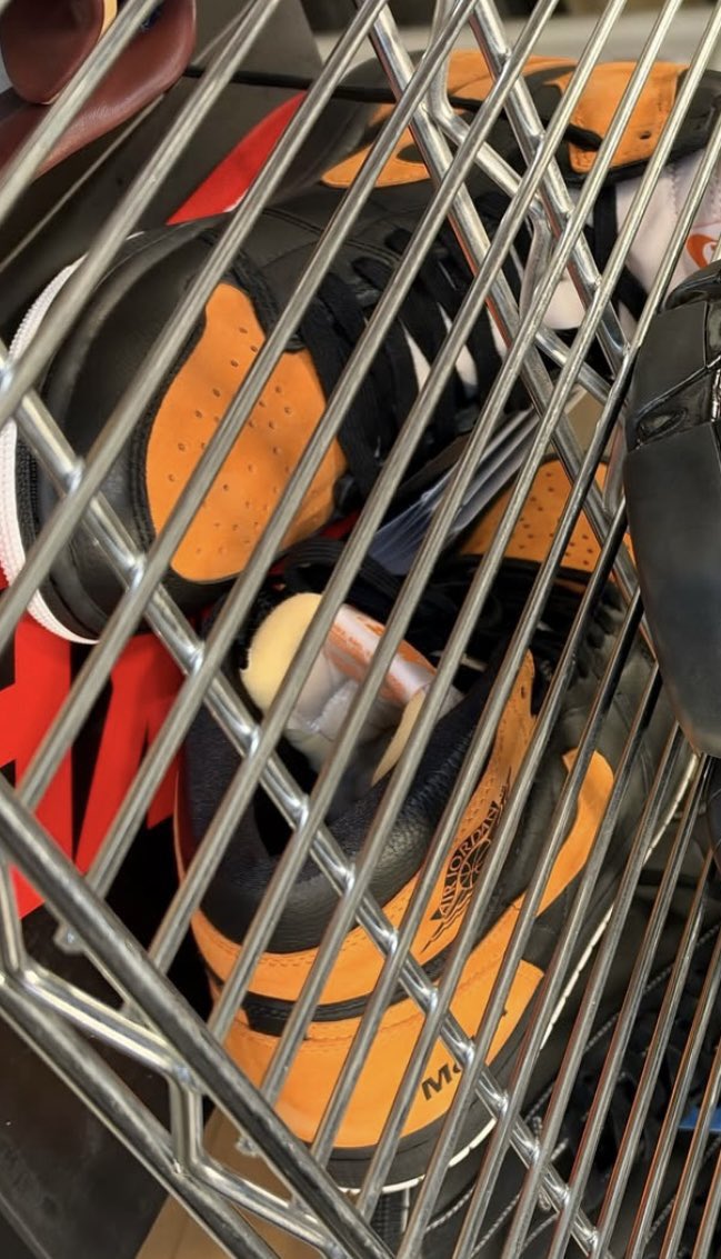 SBDetroit's tweet photo. MoMA x Air Jordan 1 High OG Collection 🖼️

🗓️ March 20, 2027

FULL DETAILS:  https://t.co/7k2ENe6xqf https://t.co/DP16QE1yNQ