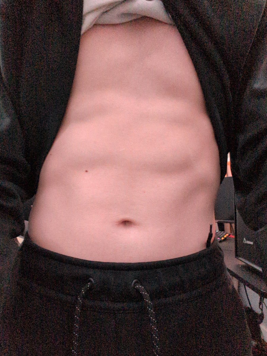 chase0956079794's tweet photo. I got abs and dick dm me for more or comment and follow me https://t.co/YBgtsXUV52