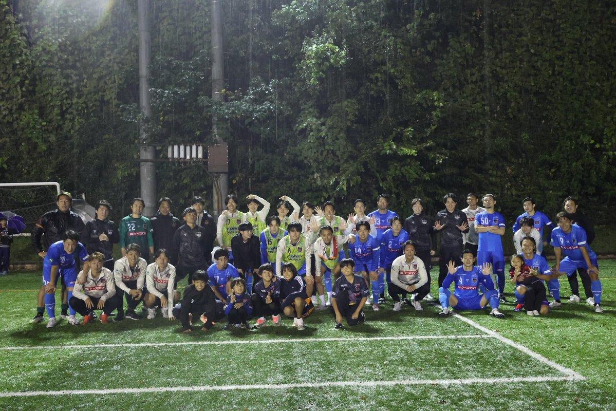 football_rowdy's tweet photo. ♦️𝙈𝘼𝙏𝘾𝙃 𝙋𝙃𝙊𝙏𝙊 ♦︎
🏆|茨城県社会人サッカー1部リーグ 後期第9節
🗓️ 10月25日(日)
🕕 18:00 kick off
🆚 #筑波大学セキショウフィールド
🔢 2-0(1-0,1-0)
⚽️ 45' 前田央樹 60' 杉山眞仁
#FCROWDYMORIYA #ROWDY
#ALLOUT https://t.co/JhjSFrjh1D