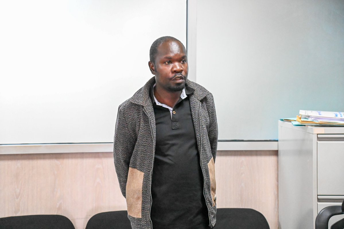 Procy24's tweet photo. .. Dr Mukisa that they could secure him a government position as a Medical Officer in Mukono District.

Investigations further revealed that Mubarak and his alleged accomplices claimed that the money would be used to facilitate members of the Mukono District..
#ExposeTheCorrupt https://t.co/cqAykAzFiJ
