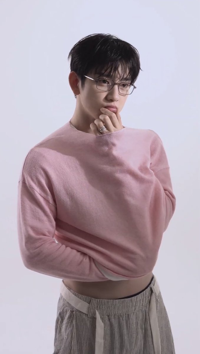 everlovejy's tweet photo. FOR FREE???? https://t.co/L0GF2Ygma2