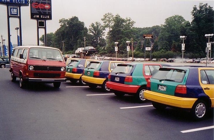 luusssso's tweet photo. In a day where everything seems to be the same color we need to remember that in 1996, Volkswagen released the Golf Harlequin in these colors

You can just do things https://t.co/K42a0KpXXL