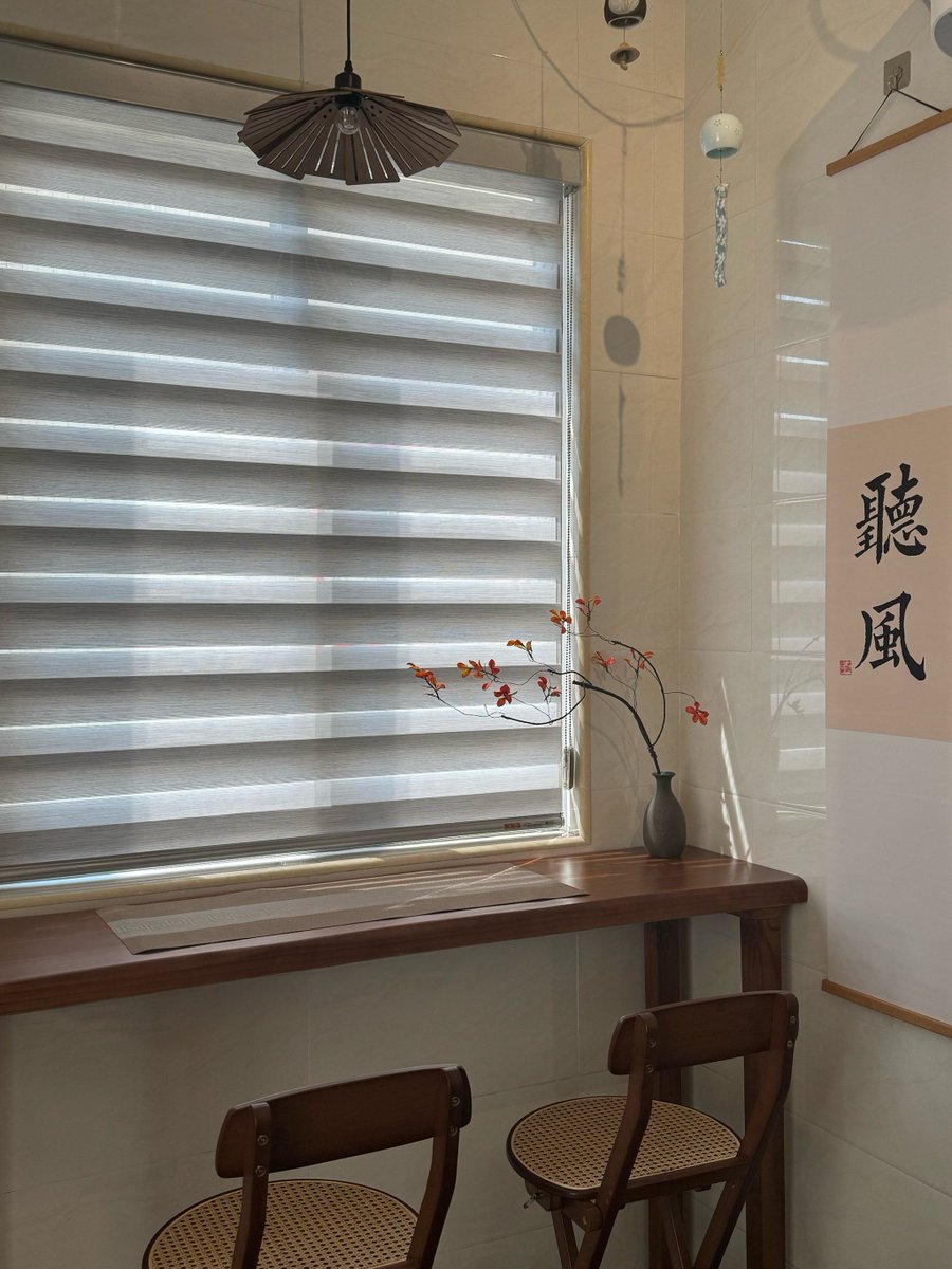 3aTPDxGdde9Gzvi's tweet photo. [今日の昼下がり、诹访のカフェで夏の风を待ちながら、谓わず语らう友人と、少しだけ特别な时间を泛く过ごす。]， https://t.co/SWU74qa48h
