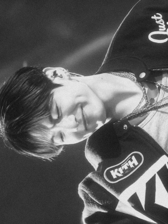 archivesofkook's tweet photo. those dimples should be illegal… https://t.co/GTknydxpQz