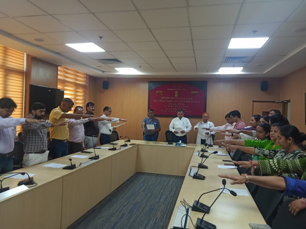 RHTCdelhi's tweet photo. RHTC Najafgarh observed Vigilance Awareness Week on 26.10.2026 by administering the Vigilance Pledge, reaffirming its commitment to integrity, transparency, accountability and a corruption-free work culture. 🇮🇳
#VigilanceAwarenessWeek #Integrity #RHTC https://t.co/07Axh69NYK