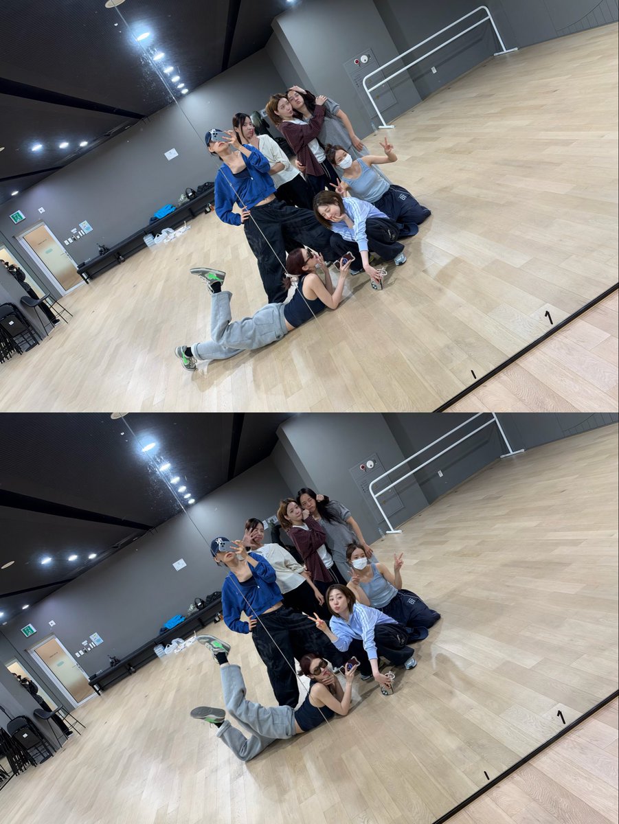 IOI_THAILAND's tweet photo. [PIC] I.O.I เริ่มกลับมาซ้อมด้วยกันเพื่อเตรียมขึ่นเวทีงานรับรางวัลปลายปีแล้วนะคะ 🍦🤍

*เมมเบอร์บอกว่าเนื่องจากตารางงานของทุกคน รอบนี้อาจจะหาเวลาซ้อมรวมครบวงยาก แต่จะพลัดกันเข้ามาซ้อมค่ะ 

สู้ ๆ น้าา อังซุนนี่ ✌🏻

#IOI #아이오아이 https://t.co/DaYkHCPjI4