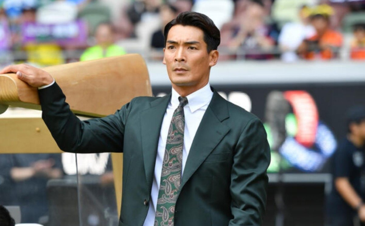 RRRNewsport's tweet photo. 🚨槙野智章監督の審判批判に、他競技の関係者も反発。

富山大学アメフト部GMの川口宗治氏は、槙野監督の発言について「一切受け入れることができません」と表明。

審判への侮辱は、審判員のなり手不足や競技への信頼低下につながり、リーグの価値を損なうと指摘した。

⚽ 判定への批判と審判員へのリスペクト。議論はさらに広がっている。

#Jリーグ #藤枝MYFC #槙野智章