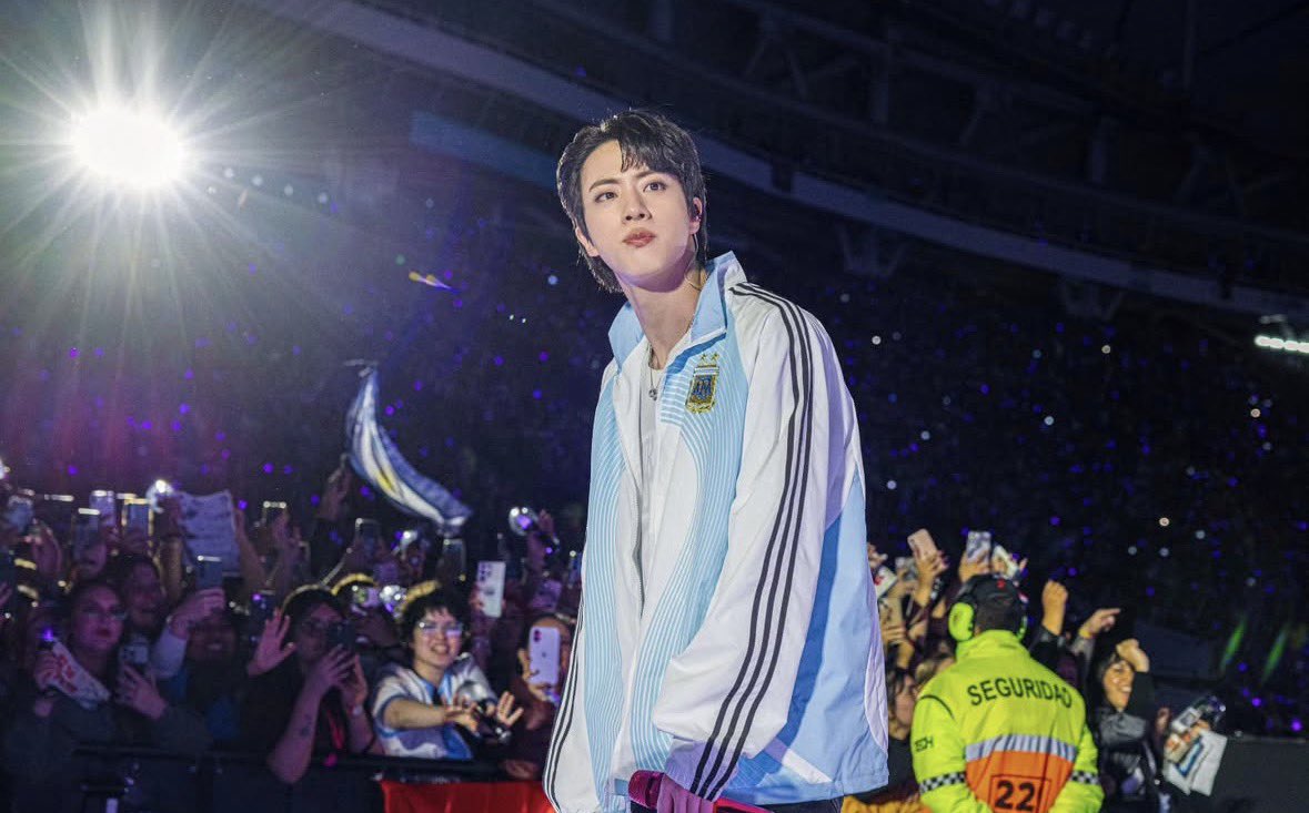 runwithvicc's tweet photo. é o homem mais lindo e especial do mundo, não tem jeito https://t.co/TIMnUofRFV
