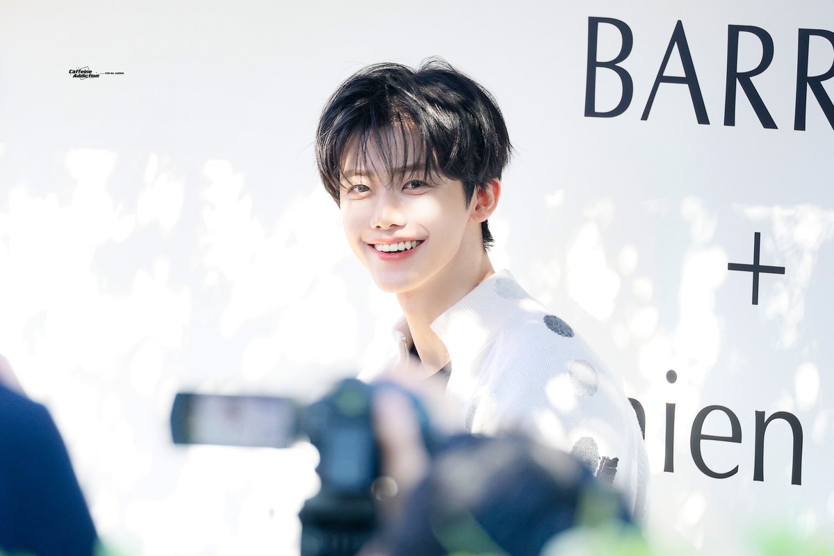 CaffeineA0813's tweet photo. 261027 BARRIE

#JAEMINxBARRIE 
#재민 #ジェミン #JAEMIN #NCT #NCTDREAM https://t.co/w0dRg3iILF