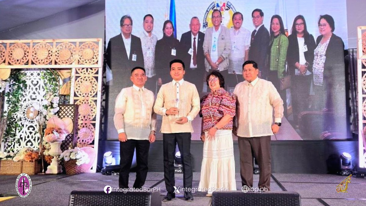 IntegratedBarPH's tweet photo. Honoring the NBI.
The IBP recognizes the NBI at #IBPChampionsNight for its partnership in upholding the rule of law and advancing justice. #NBI #IBPServes https://t.co/EK1EhVLI6R