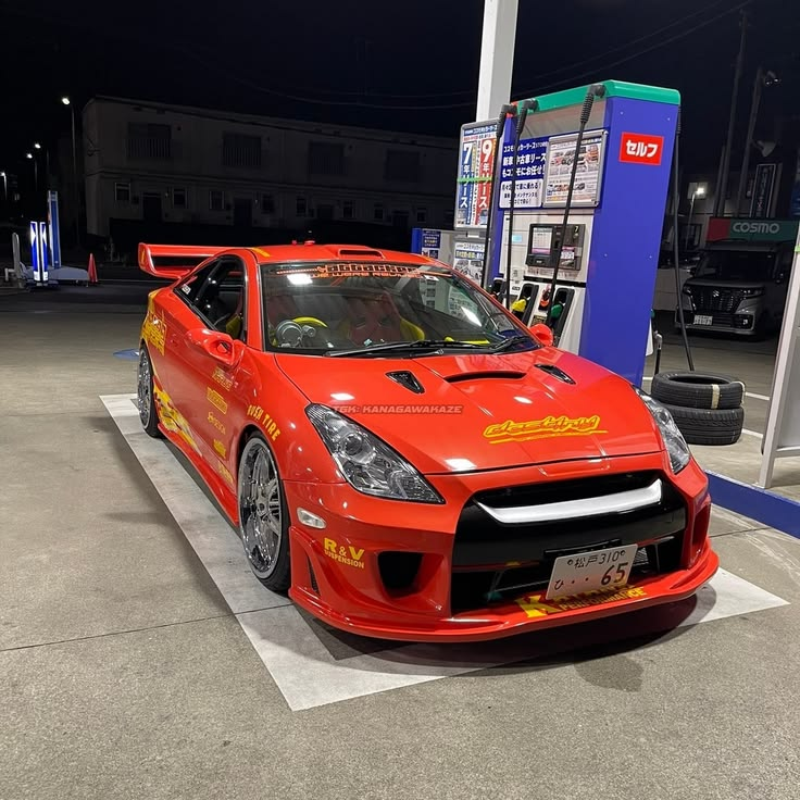CarSighting's tweet photo. “Son, the R35 Celica doesn’t exist, it can’t hurt you”

The R35 Celica casually filling up at the gas station closest to your house: https://t.co/nhpIIBaHUA