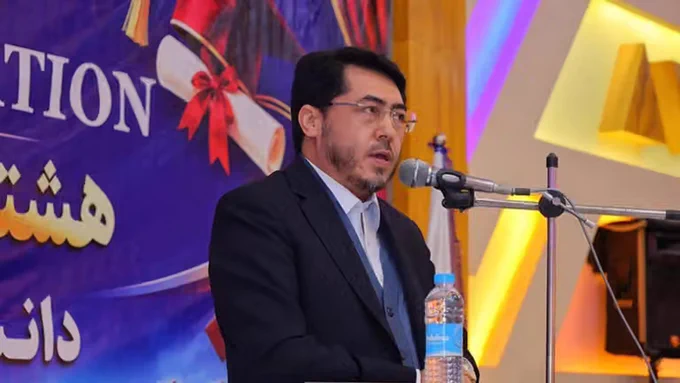 چهره سیاسی نزدیک به طالبان بر ضرورت آموزش دختران و مشارکت زنان تاکید کرد