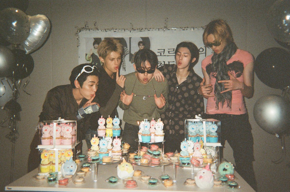 coloroutsides's tweet photo. cortis on 35mm will always be dear to me https://t.co/YI9ju03ljI