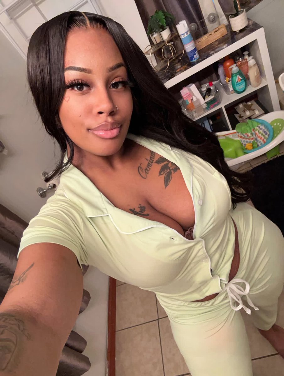 Tykeraaj's tweet photo. Face card ✅curves 99.99% https://t.co/92XcKMUUzW