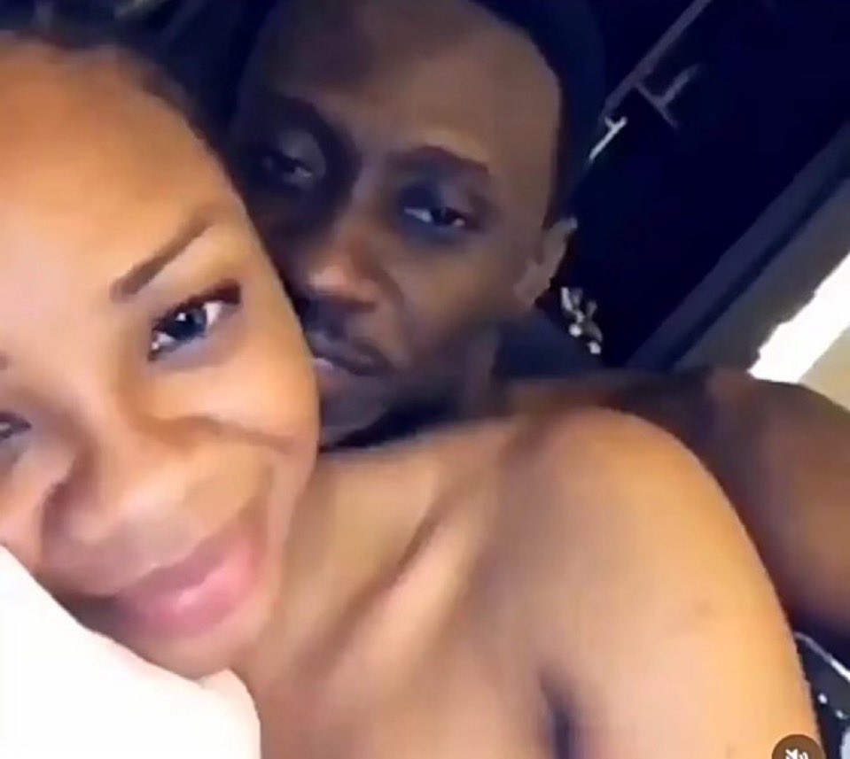 Asirifi_ofc's tweet photo. Henry fitz attacks Serwaa Amihere on Snapchat 
I’ve never seen cooking like this in my life 😭 https://t.co/jhb4BoSMQK