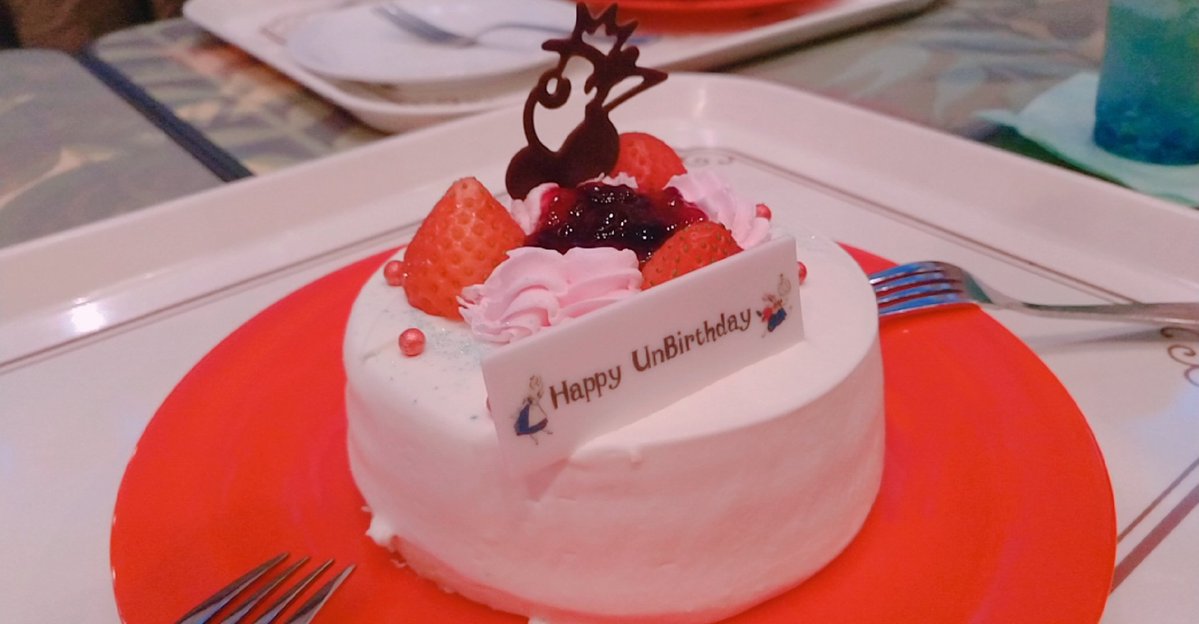 FfgJgcp's tweet photo. バンケのケーキも初めて食べた💞 https://t.co/oAXJOiALzH