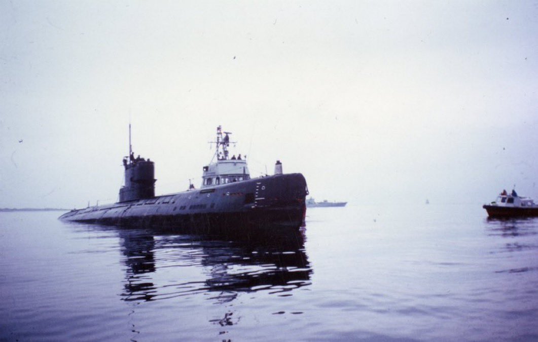 MatsDjurberg's tweet photo. I dag är det 45 år sedan!

Den 27 oktober 1981 går den sovjetiska ubåten U137 på grund i Gåsefjärden i Karlskrona skärgård - mitt i ett militärt skyddsområde 

En händelse som skakar om Sverige och blir världsnyhet under flera dramatiska dagar 

#Dagensdatum https://t.co/TgZsW5FQat