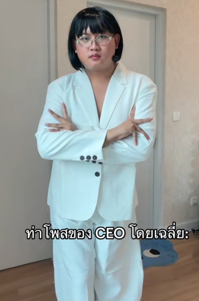 iitipiso's tweet photo. ก็นี่ท่านประธาน https://t.co/HEIlIc3TLw