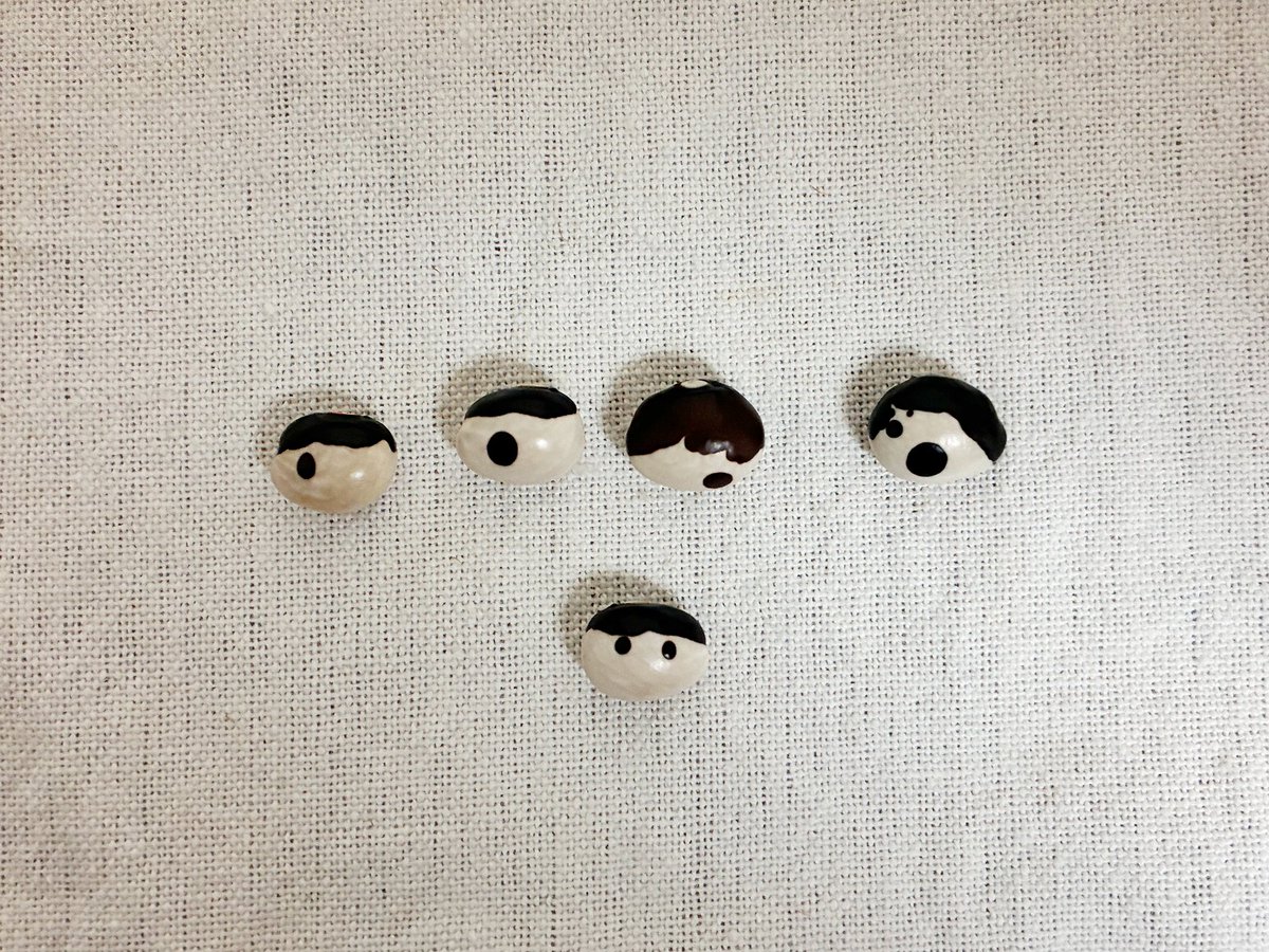 KAGOME_JP's tweet photo. おはカゴメ🍅
#パンダの日 ということで、ちょっと珍しい｢パンダ豆｣をご紹介🐼
中の人にはこんな感じに見えていますが、何に見えますか？ https://t.co/ES8gkLucGT