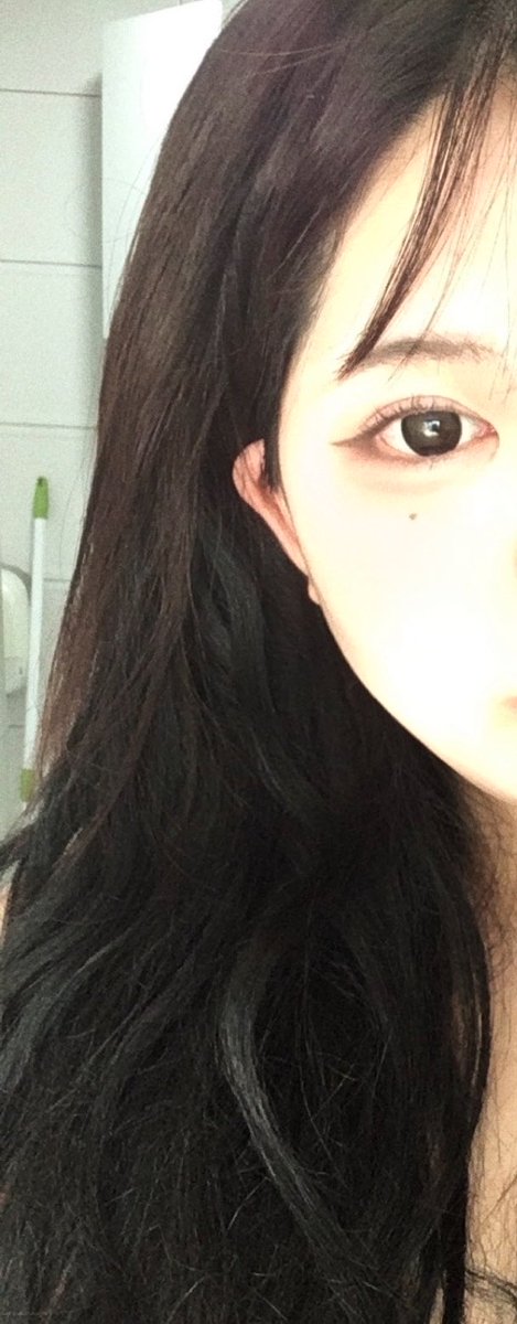 hossxu's tweet photo. 연락 할 사람 https://t.co/CGIkkSFxCi