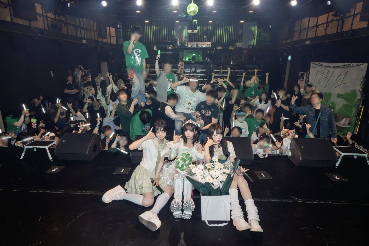 KISEO_INFO's tweet photo. 2026.10.11

.·:*¨¨*:·. .·:*¨¨*:·. .·:*¨¨*:·. .·:*¨¨*:·.

     𝟤𝟢𝟤𝟨 𝖹𝖤𝖱𝖮 𝖡𝖨𝖱𝖳𝖧𝖣𝖠𝖸 𝖫𝖨𝖵𝖤 ☘︎                        
                     「영원:01」

.·:*¨¨*:·. .·:*¨¨*:·. .·:*¨¨*:·. .·:*¨¨*:·.

키세오 제로의 생일 라이브에 함께해 주신 모든 분들께 진심으로 감사드립니다.
무대를 가득 채워 주신 목소리와 마음 덕분에, 오래도록 기억하고 싶은 소중한 하루를 만들 수 있었습니다.

당일 라이브에서 공개된 중요 라이브인
11월 21일, 프리즘홀에서 개최 예정인 키세오의 신곡, 신의상 공개 라이브와
12월 19일부터 20일까지 예정된 세 번째 도쿄 원정 라이브에도 많은 관심과 응원 부탁드립니다. 🇯🇵

12月19日・20日は、KISEOの3回目となる東京遠征ライブを予定しています。
日本の皆さんにまたお会いできることを楽しみにしています！

그에 앞선 다음 주최 라이브인
11월 2일 무전 원맨 라이브에서도
많은 관객분들과 함께할 수 있기를 기다리고 있겠습니다. 🙇‍♀️

남은 2026년 하반기에도 이어질 키세오의 활동에 많은 응원과 관심 부탁드립니다.
감사합니다.