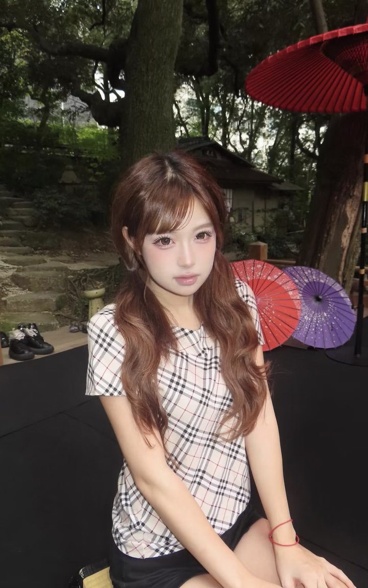 idolpicsjp's tweet photo. 平成ギャル味が強い茶髪の女の子ってマジで可愛い。気の強さと甘えたな雰囲気の掛け合わせって人間狂わせすぎるの… https://t.co/z7gJa0PRDw