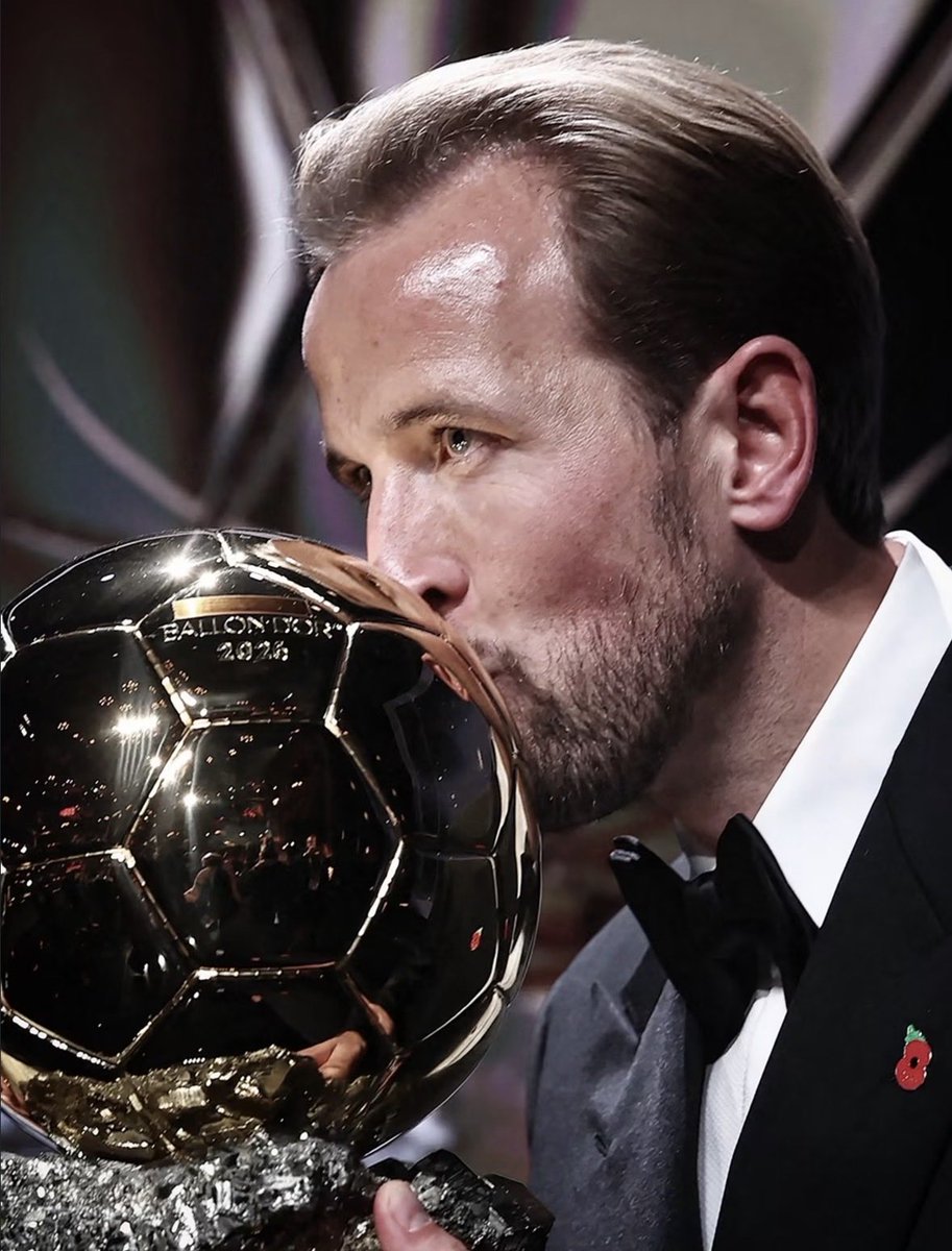 riqplz's tweet photo. Harry Kane is pure class a world-class striker and a true legend of the game 🙏❤️ https://t.co/JXZ5F2TG8m