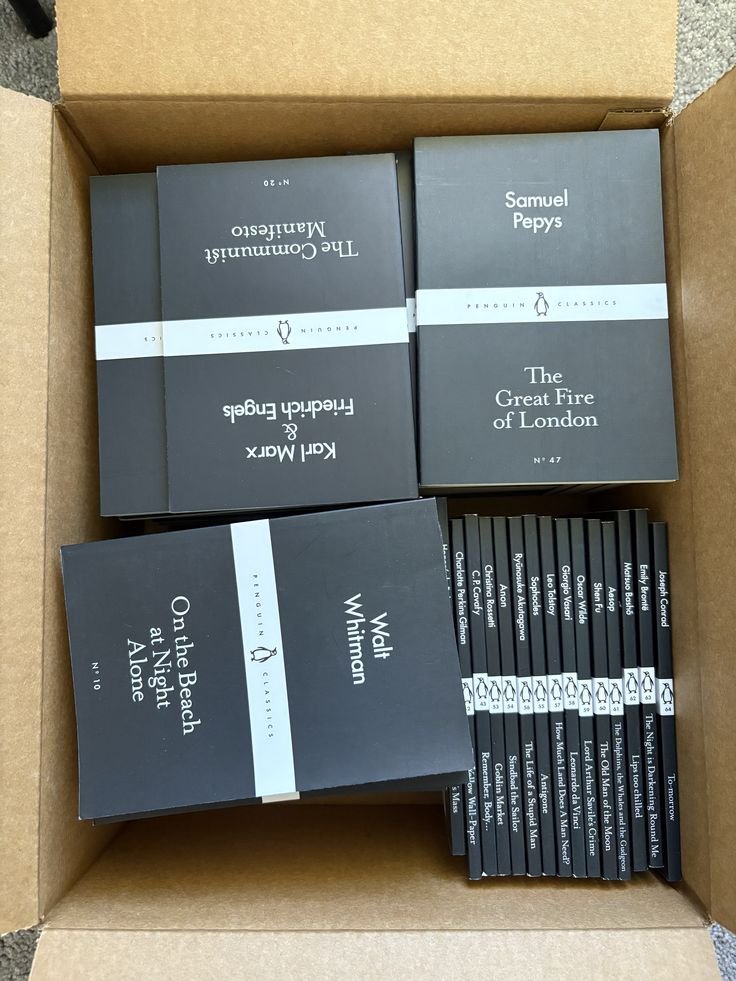 shipranotes's tweet photo. "Biggest dream?"
owning the full penguin classics series. https://t.co/ktRM4iW7r9