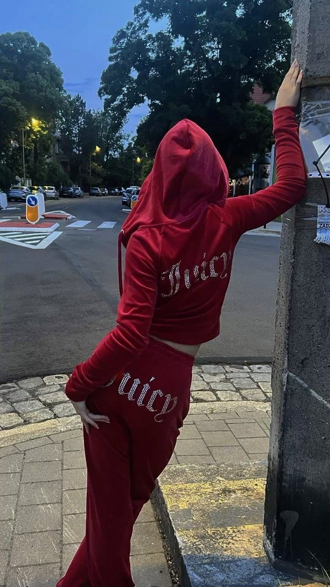 foahmolly's tweet photo. has anyone done red yet #noah4juicy https://t.co/aJ1C74xEWO