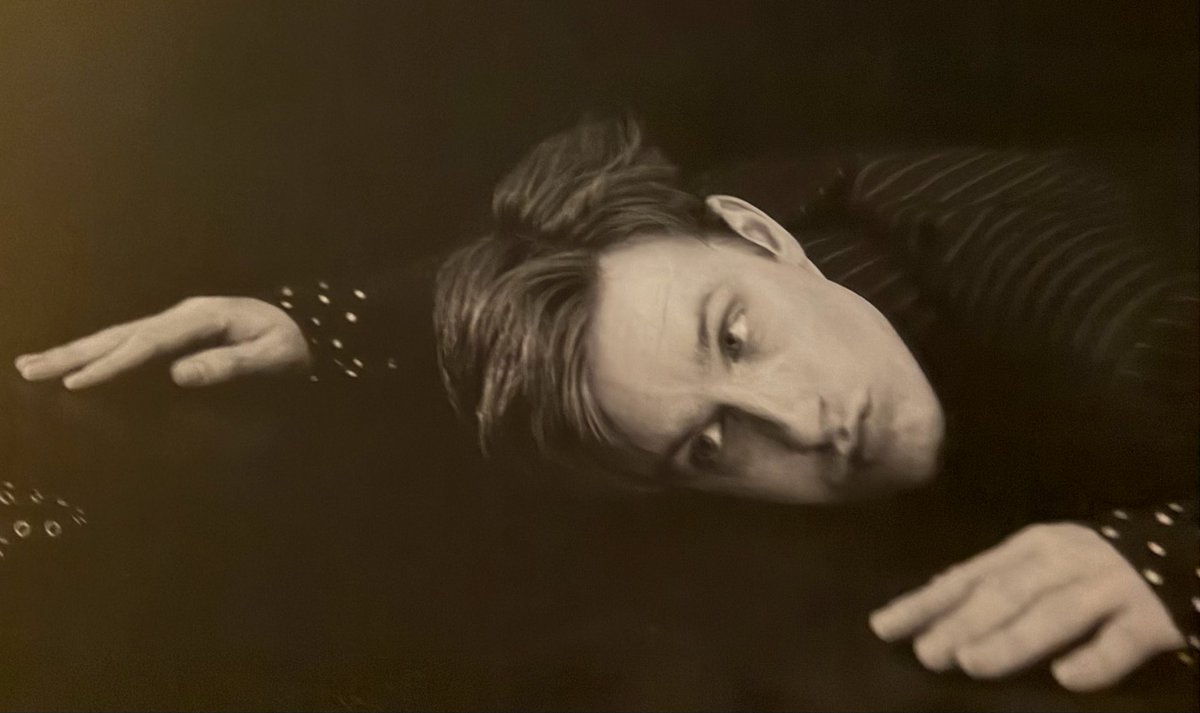 elizafox99's tweet photo. Louis Hofmann 🖤 https://t.co/nJKiYraFbK