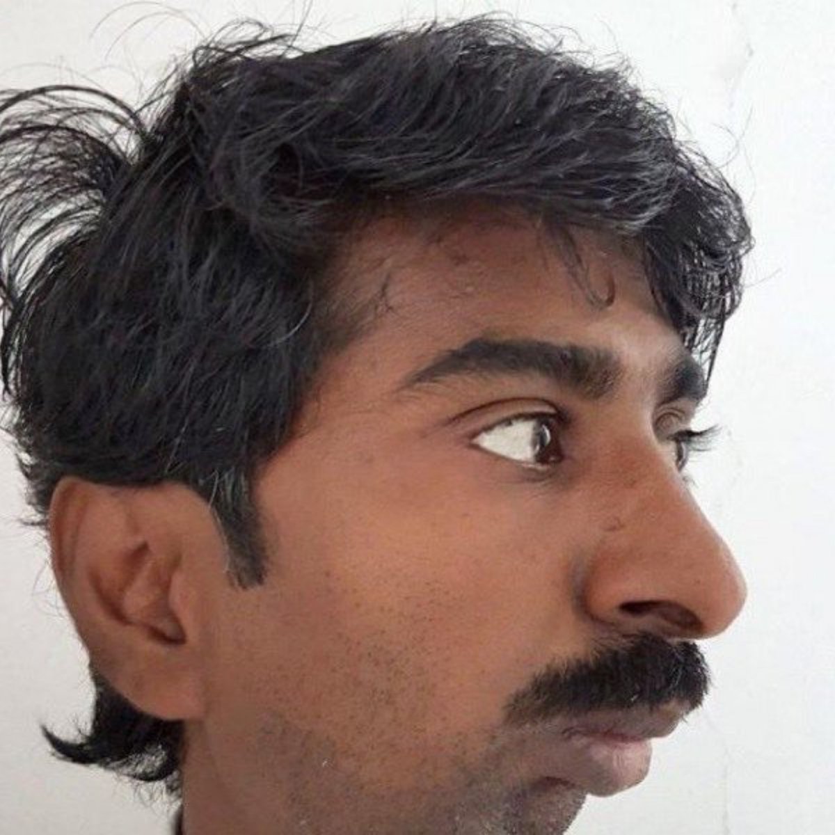 AryanGlazer's tweet photo. Not to sound rude, but the phenotypes, cultures, and accents most mocked by racists are from Maharashtra and South India, not those of a Pahadi woman.
It really makes me laugh 😄 when I see racist from these regions, mocking north Indians. https://t.co/RE1zjgv3EG