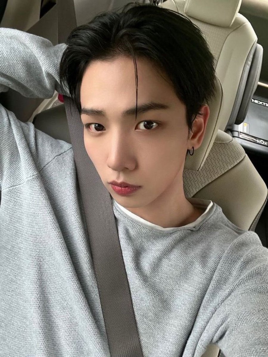 TidysJaehyun's tweet photo. gue mah ganteng https://t.co/pDZMF6Oim5