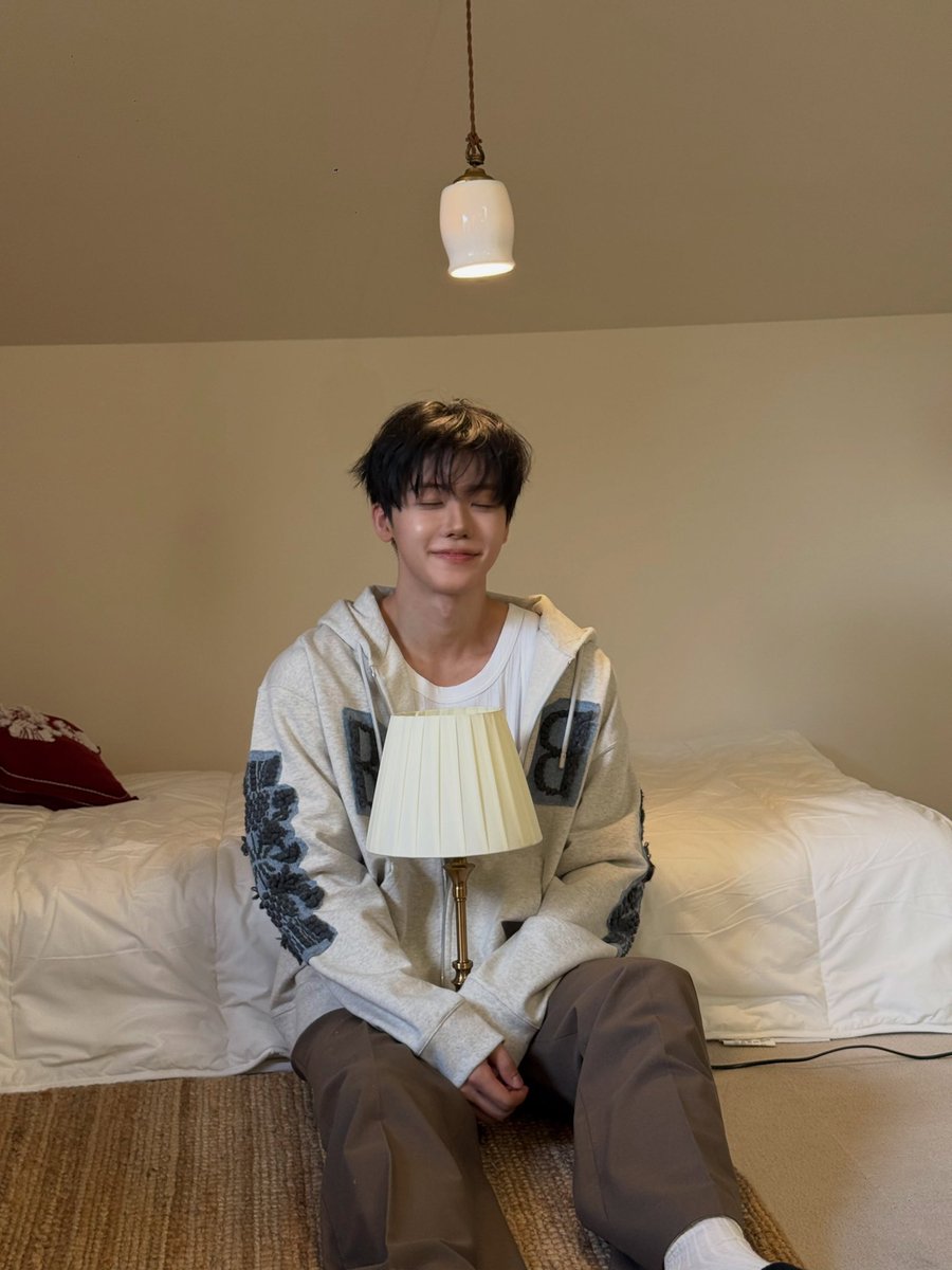 jamong1323's tweet photo. 🩷 https://t.co/wzgWCJx2gy