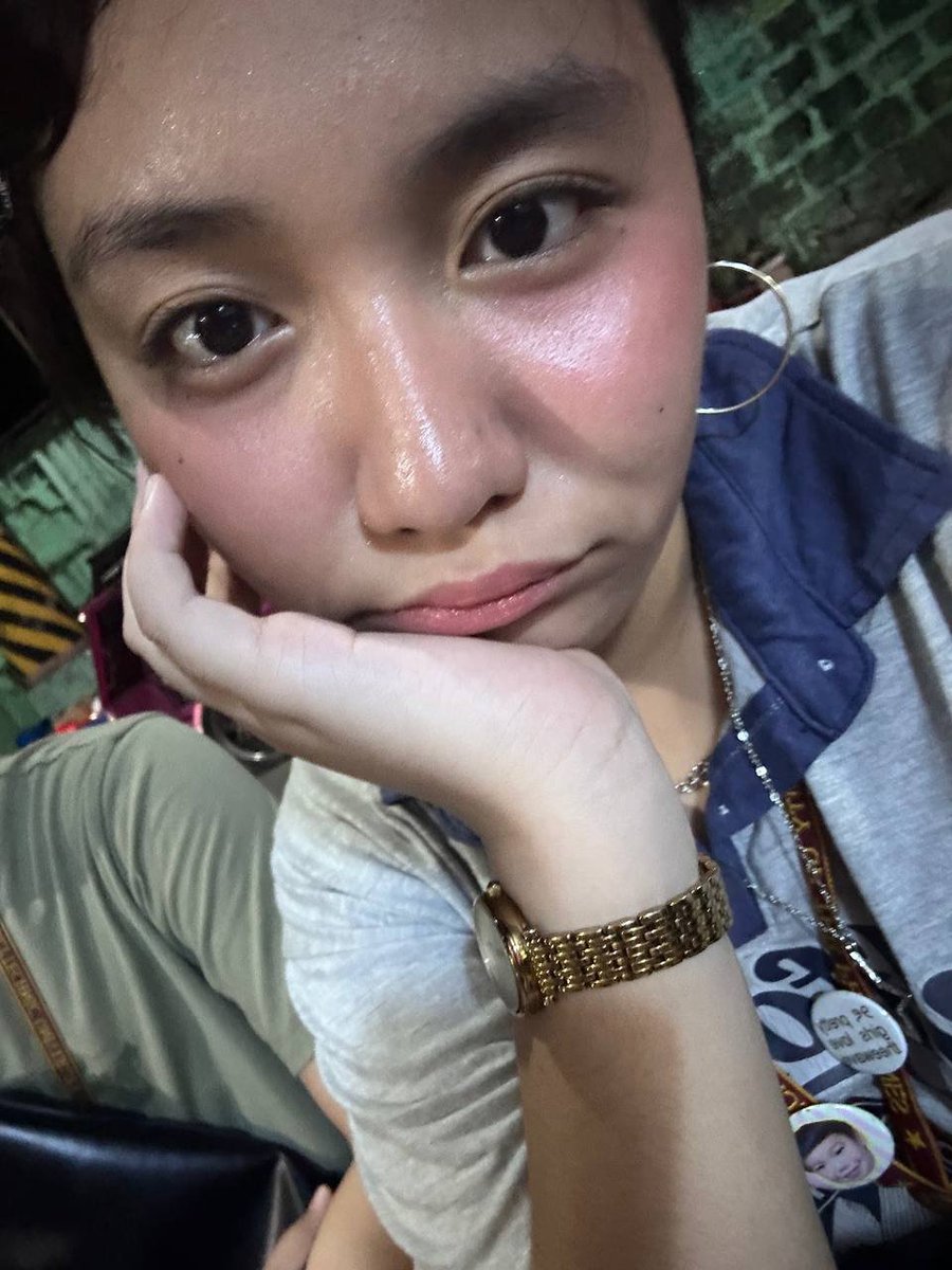 ppwnomin's tweet photo. sana #gets kahit super haggard af :)

#metwt :) https://t.co/bGtbYacLQc