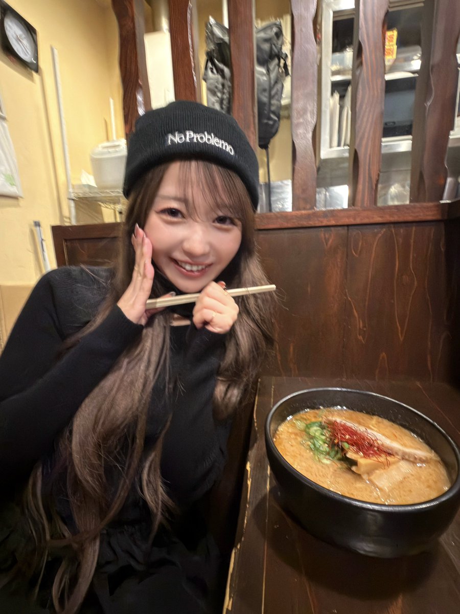 otani_emiri's tweet photo. ラーメンはしご🍜🎵 https://t.co/YV4TGY0TXc