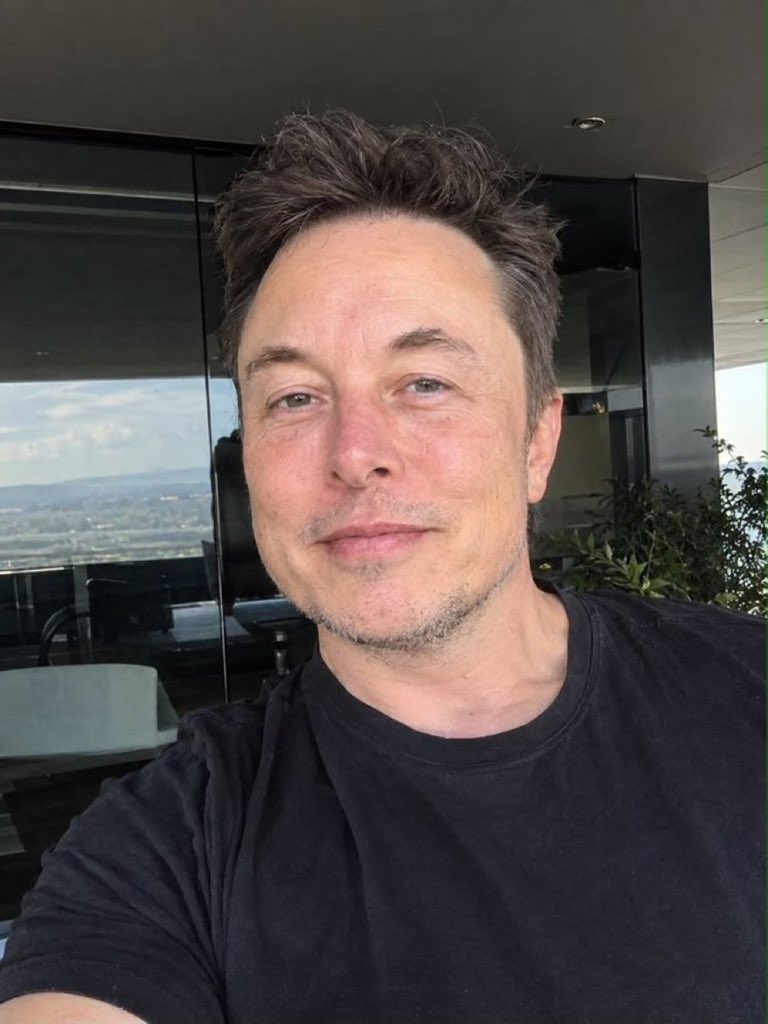CEOz1br's tweet photo. 🙏 What would you say to Elon Musk today?

🅰️ Stay Strong 💪
🅱️ Get Well ❤️
🅲️ Keep Going 🚀
🅳️ Never Give Up 🔥 https://t.co/v56Lwoi5jK