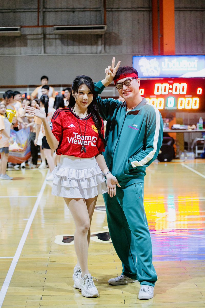 champzarr's tweet photo. พิธีกรกีฬาสีก็พร้อมครับผม🤘🏻🎉
ขอบคุณโอกาสจากลูกค้า Hilti 🙏🏻🥰
ผู้จัดมืออาชีพ Whiteline Group
และพิธีคู่คนสวยน้องกิ่งจ้า
#HILTI
#จ้างแชมป์ยังไงก็คุ้ม
#ChampzarrWork
#WhitelineActivation
#WhitelineGroup
❤️💙🧡🩷💚❤️💙🧡🩷💚❤️💙🧡🩷💚 https://t.co/75unkYMC6Q